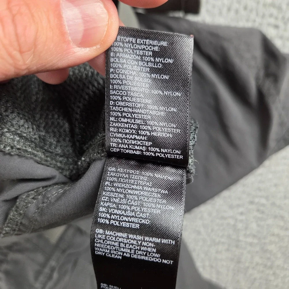 The North Face Belted Cargo‎ Hiking Shorts Mens Size XL (36x10) Gray